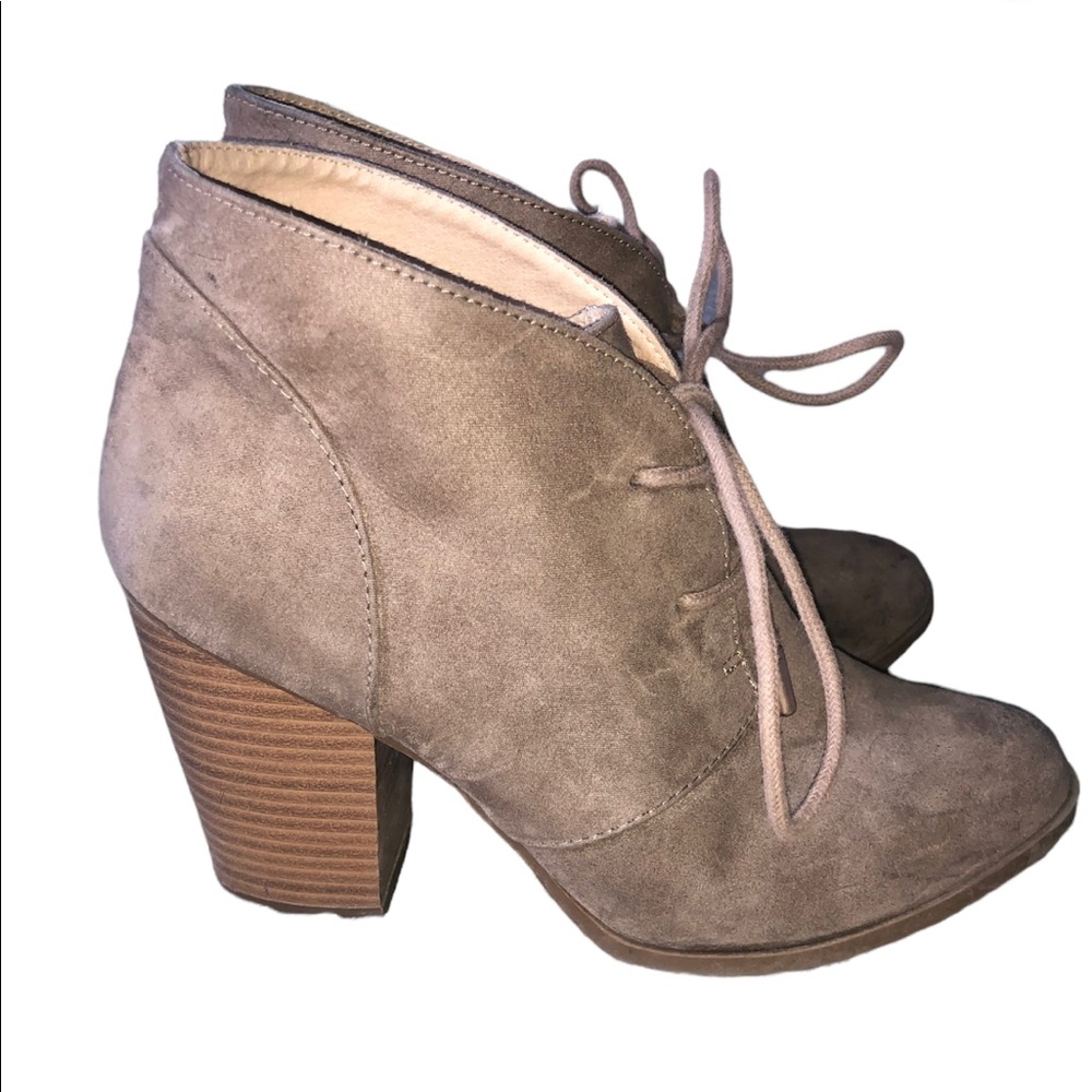 Heeled booties